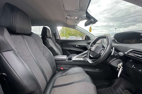 Peugeot 3008 1.2 PureTech GPF Allure SUV 5dr Petrol EAT Euro 6 (s/s) (130 ps) 17