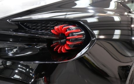Aston Martin Vanquish V12 Zagato Coupe - 1 of 99 11