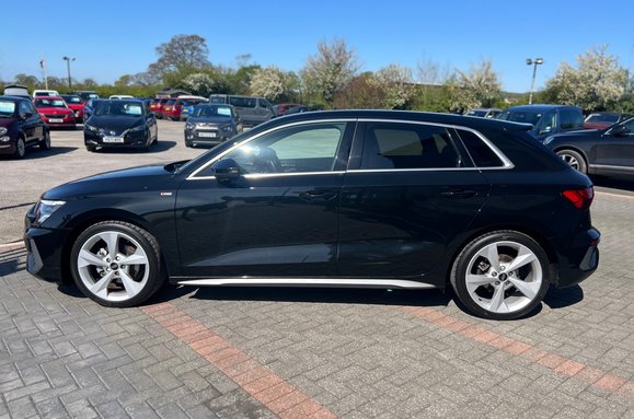 Audi A3 SPORTBACK TFSI S LINE MHEV AUTO 10