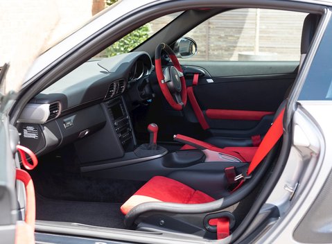 Porsche 911 (997) GT2 RS 15