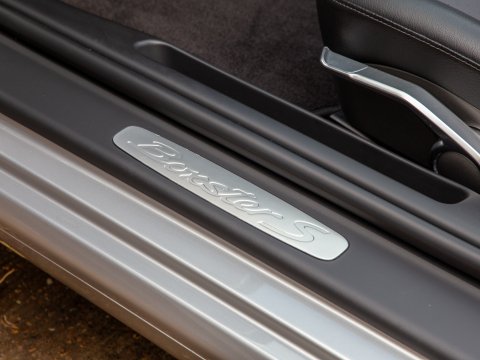 Porsche Boxster 24V S PDK 25