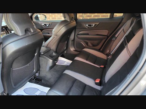 Volvo V60 T4 R-DESIGN PLUS 17