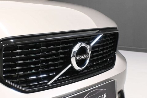 Volvo XC40 1.5 XC40 R-Design Pro T5 Recharge Auto 5dr 49