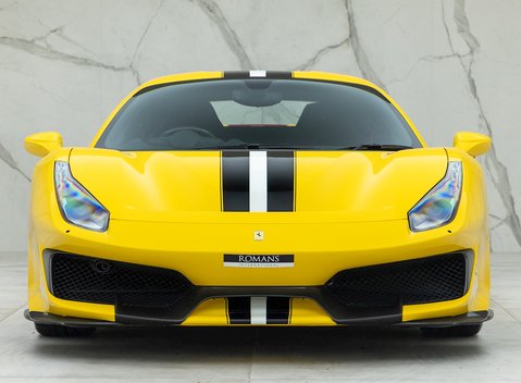 Ferrari 488 Pista 4