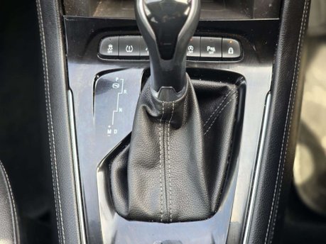 Vauxhall Grandland X 1.6 Turbo D BlueInjection Sport Nav SUV 5dr Diesel Auto Euro 6 (s/s) (120 p 13
