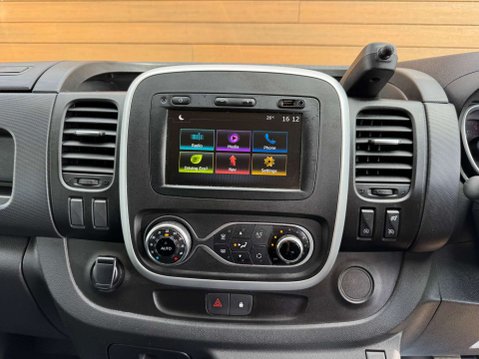 Renault Trafic 2.0 Trafic LL30 Black Edition Energy dCi 26