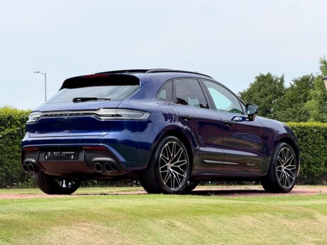 Porsche Macan S PDK 37