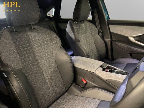 Peugeot 3008 73kWh Allure SUV 5dr Electric Auto (210 ps) 11