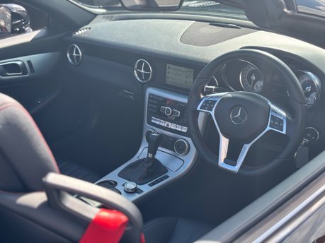 Mercedes-Benz SLK 2.1 SLK250 CDI AMG Sport Convertible 2dr Diesel G-Tronic+ Euro 5 (204ps) 3
