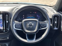 Volvo XC40 2.0 XC40 + B4 MHEV Auto 5dr 19