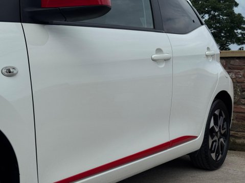 Toyota Aygo 1.0 VVT-i x-trend Funroof x-shift Euro 6 5dr 9