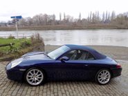 Porsche 911 CARRERA 2 CONVERTIBLE 57