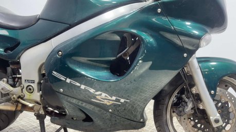 Triumph Sprint 955 ST 2001 26K RUNNING PROJECT BIKE SPARES OR REPAIR 955CC TOURER 12