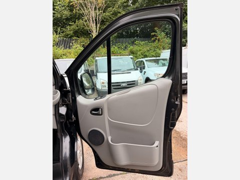 Vauxhall Vivaro 2.0 CDTi Sportive Panel Van 4dr Diesel Manual FWD L1 (202 g/km, 113 bhp) 26