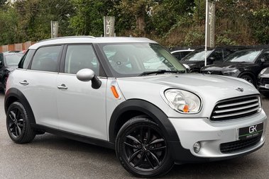 Mini Countryman COOPER D - £35 ROAD TAX - HEATED SEATS - 12 MONTHS MOT -SERVICE HISTORY