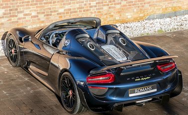 Porsche 918 Spyder Weissach 11