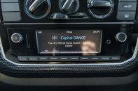 Volkswagen Up BLACK EDITION 15