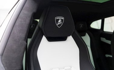 Lamborghini Urus 11