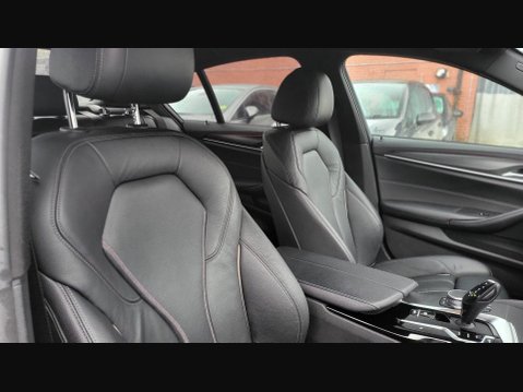 BMW 5 Series 520D M SPORT MHEV 19