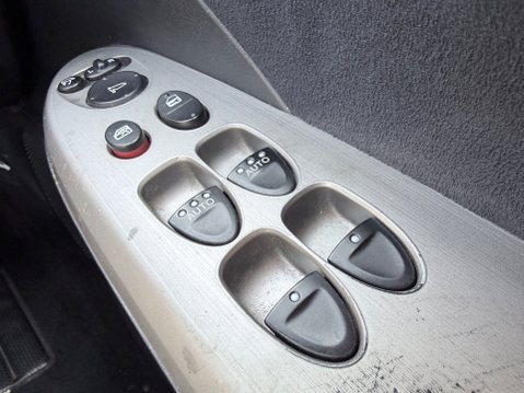 Honda Civic 1.8 ES I-VTEC 18