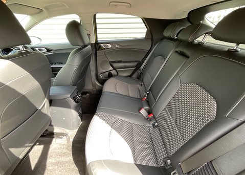 Kia Xceed 1.6 GDi PHEV 3 DCT 14