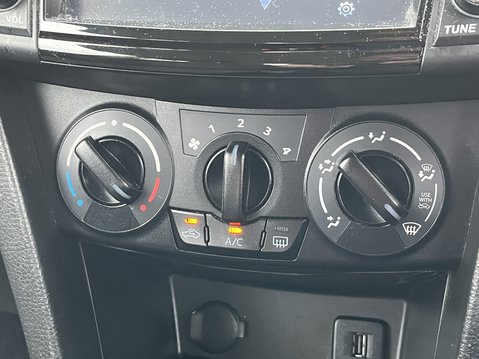 Suzuki Swift 1.2 SZ3 3dr 29