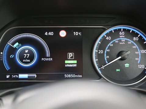 Nissan LEAF 40kWh Tekna Auto 5dr 14