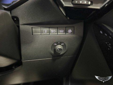 DS DS 7 1.6 E-TENSE 13.2kWh Rivoli Crossback EAT8 Euro 6 (s/s) 5dr 60