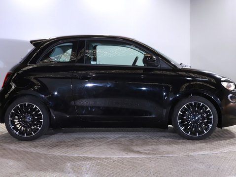 Fiat 500 87kW Icon 42kWh 3dr Auto 10