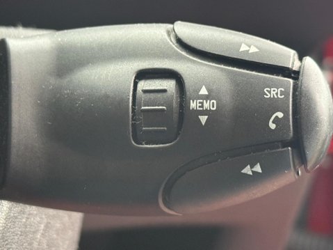 Citroen DS3 1.6 HDi 16V DSport Euro 5 3dr 9