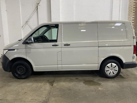 Volkswagen Transporter T28 TDI P/V STARTLINE 10