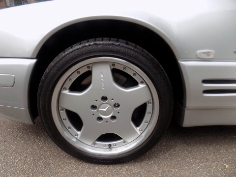 Mercedes-Benz SL Series SL320 23