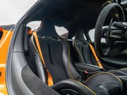 McLaren Artura PHEV 11