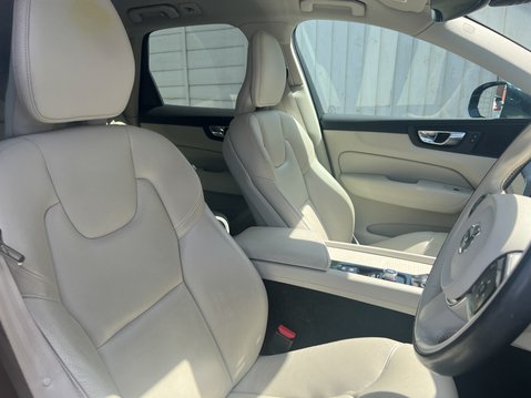Volvo XC60 2.0 T4 Edition SUV 5dr Petrol Auto Euro 6 (s/s) (190 ps) 11