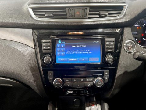 Nissan Qashqai 1.5 dCi Tekna SUV 5dr Diesel Manual Euro 6 (s/s) (115 ps) 19