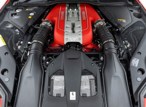 Ferrari 812 Superfast 37