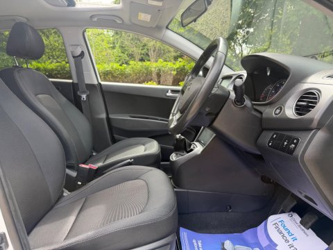 Hyundai i10 1.2 Premium SE Euro 6 5dr 18