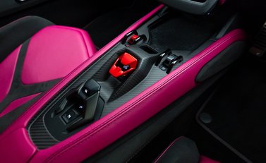 Lamborghini Revuelto 23