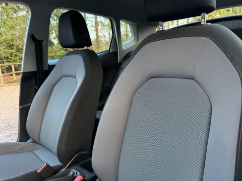 SEAT Arona 1.0 TSI SE Technology DSG Euro 6 (s/s) 5dr 32