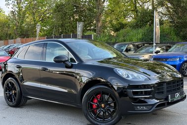 Porsche Macan TURBO PDK - TWO OWNERS -LANE ASSIST -20 INCH ALLOYS -APPLE CAR PLAY