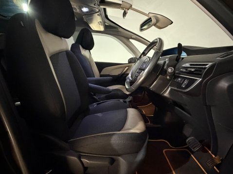 Citroen C4 Grand Picasso E-HDI AIRDREAM EXCLUSIVE PLUS ETG6 17