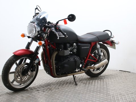 Triumph Bonneville 865 SE BONNEVILLE 865 SE 8