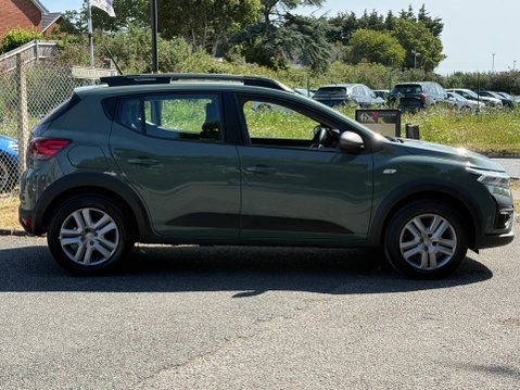 Dacia Sandero Stepway EXPRESSION TCE 2