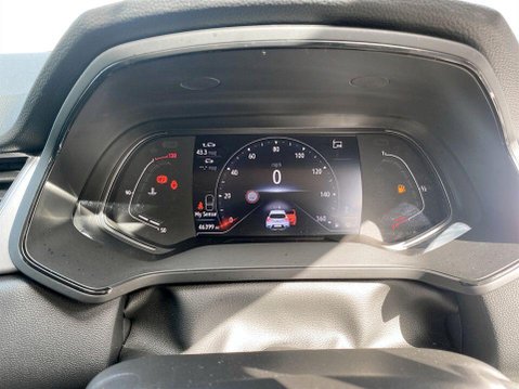 Renault Captur 1.0 TCe techno SUV 5dr Petrol Manual Euro 6 (s/s) (90 ps) 14
