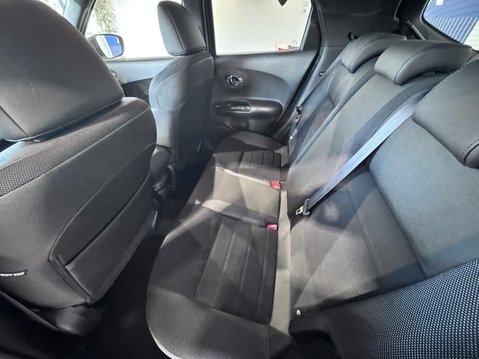 Nissan Juke 1.2 DIG-T N-Connecta Euro 6 (s/s) 5dr 34