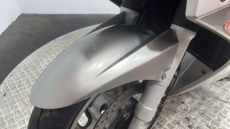 Yamaha FJR1300 ABS 2008 ONLY 22K NEW MOT SERVICED FULL LUGGAGE COMMUTER TOURER BIKE 8