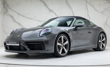Porsche 911 Targa 4 (992) 5