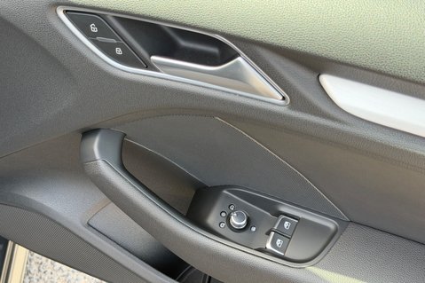 Audi S3 QUATTRO 3 DOOR - APPLE CAR PLAY - VIRTUAL COCKPIT -2 OWNERS -FULL SERVICE H 28