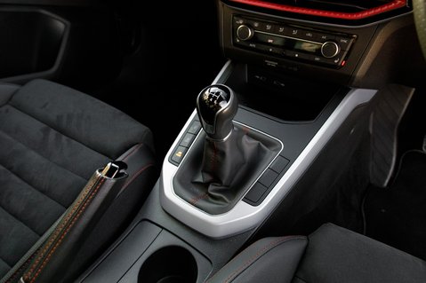 SEAT Arona ECOTSI FR SPORT 33