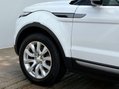 Land Rover Range Rover Evoque 2.2 Range Rover Evoque Pure SD4 4WD 5dr 58